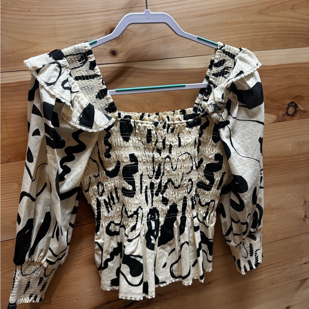 HUNTER BELL Black & Cream Smocked Square-Neck Puff Sleeve Blouse